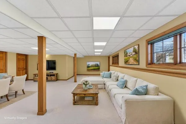 $1,050,000 | W287-n6371 Broadwing Court, Merton, WI 53029