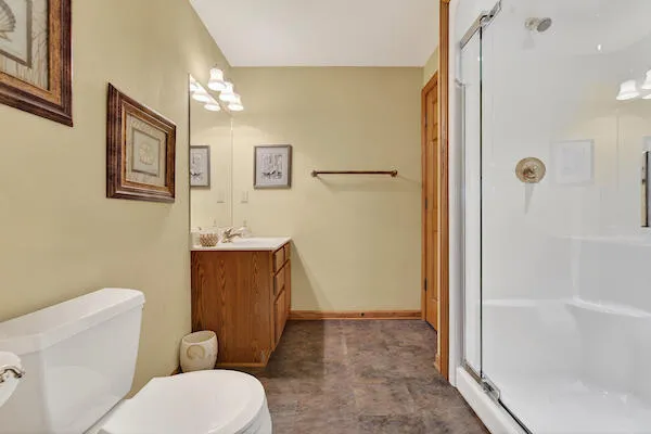$1,050,000 | W287-n6371 Broadwing Court, Merton, WI 53029