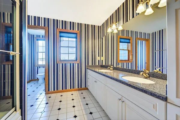 $1,050,000 | W287-n6371 Broadwing Court, Merton, WI 53029