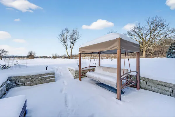 $1,050,000 | W287-n6371 Broadwing Court, Merton, WI 53029