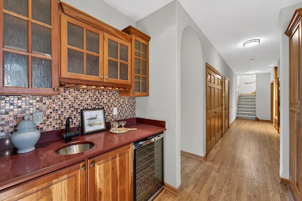 $1,050,000 | W287-n6371 Broadwing Court, Merton, WI 53029