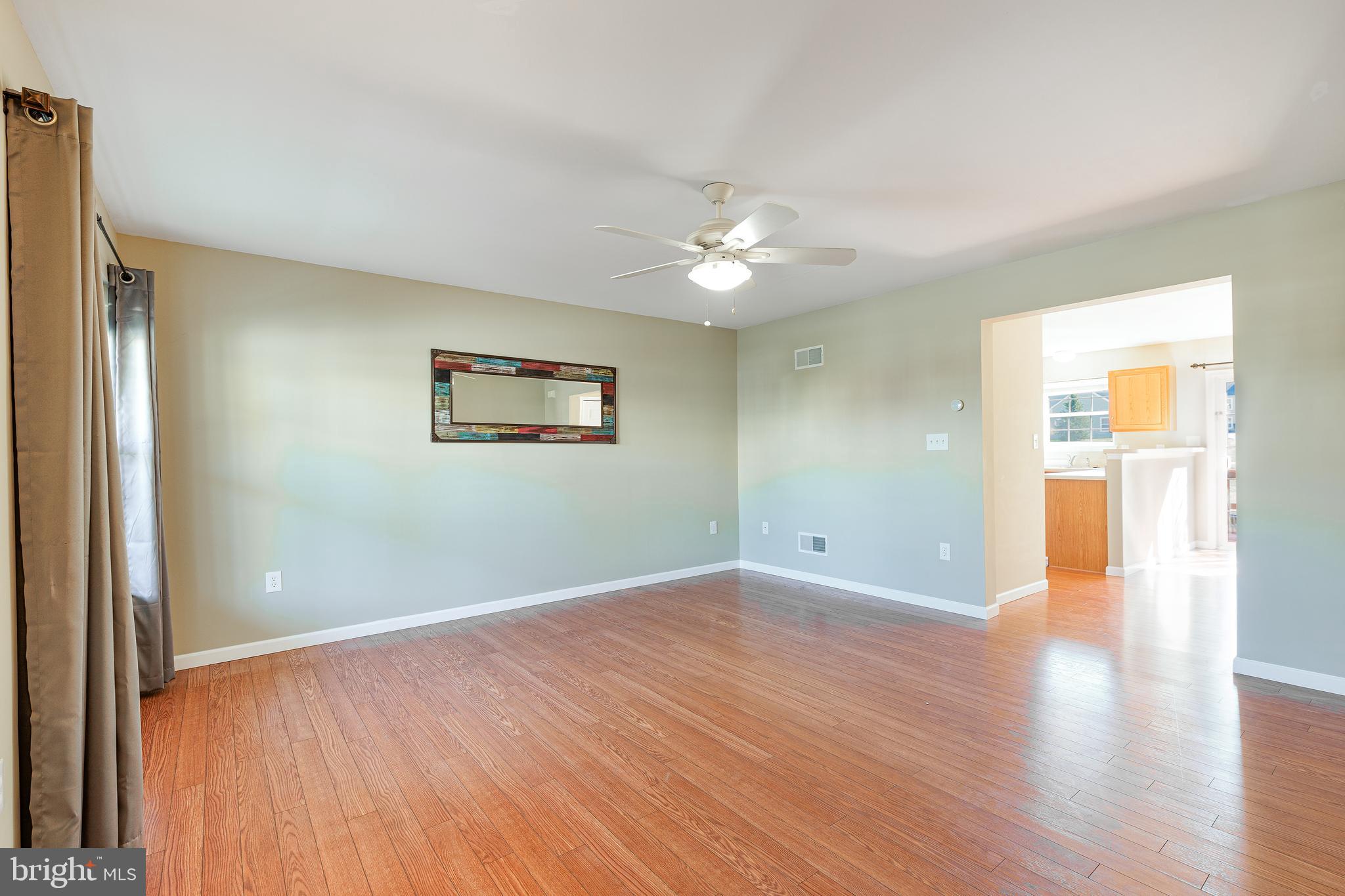 304 Iris Glen Lititz, PA 17543 - Photo 5 of 26 Gallery Image 5
