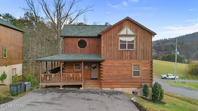$990,000 | 304 City View Way, Pigeon Forge, TN 37863