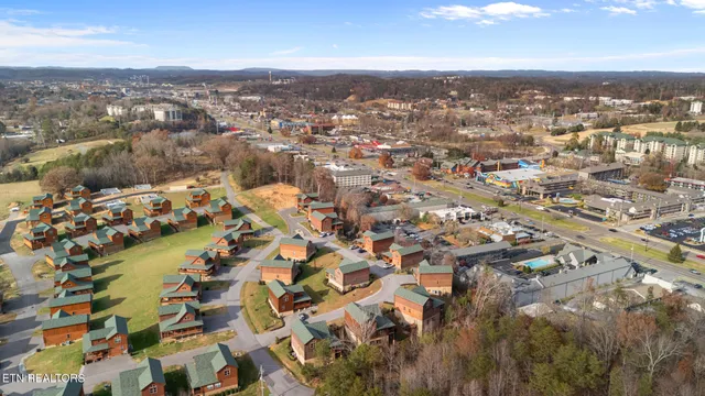 $990,000 | 304 City View Way, Pigeon Forge, TN 37863