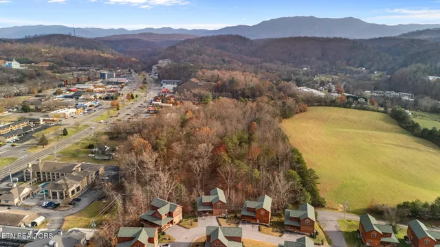 $990,000 | 304 City View Way, Pigeon Forge, TN 37863