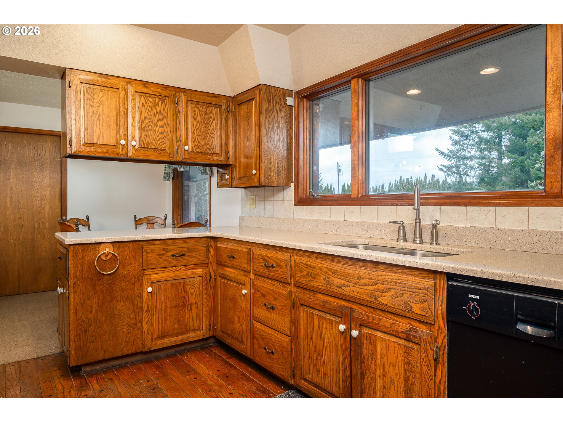 27572 South Kinzy Road Estacada, OR 97023 - Photo 9 of 48