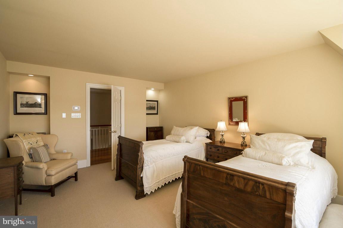 2021 Homewood Road Annapolis, MD 21409 - Photo 16 of 30 Bedroom