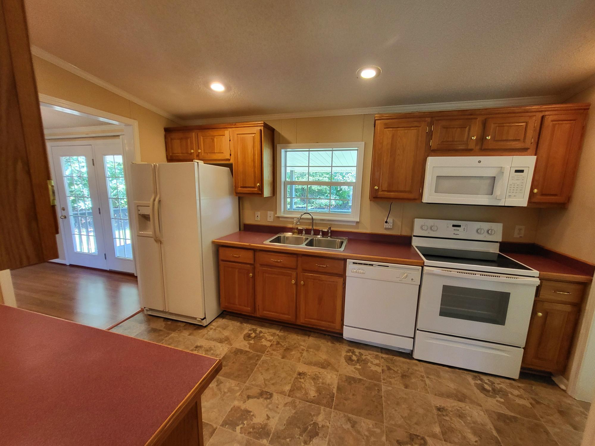 591 Merriman Way Road Moneta, VA 24121 - Photo 6 of 37 20240521_121258