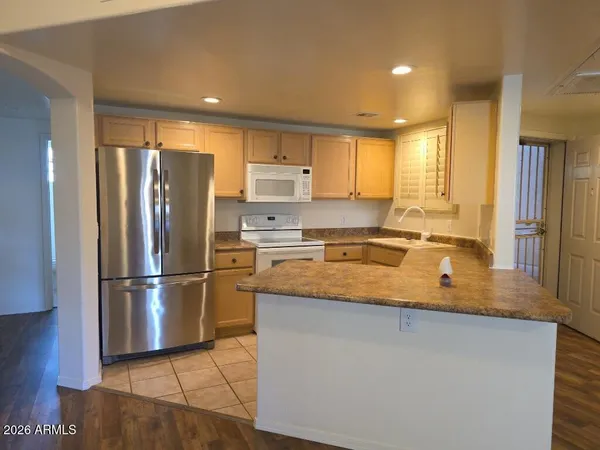 $1,750 | 5249 East Shea Boulevard, Unit 103, Scottsdale, AZ 85254