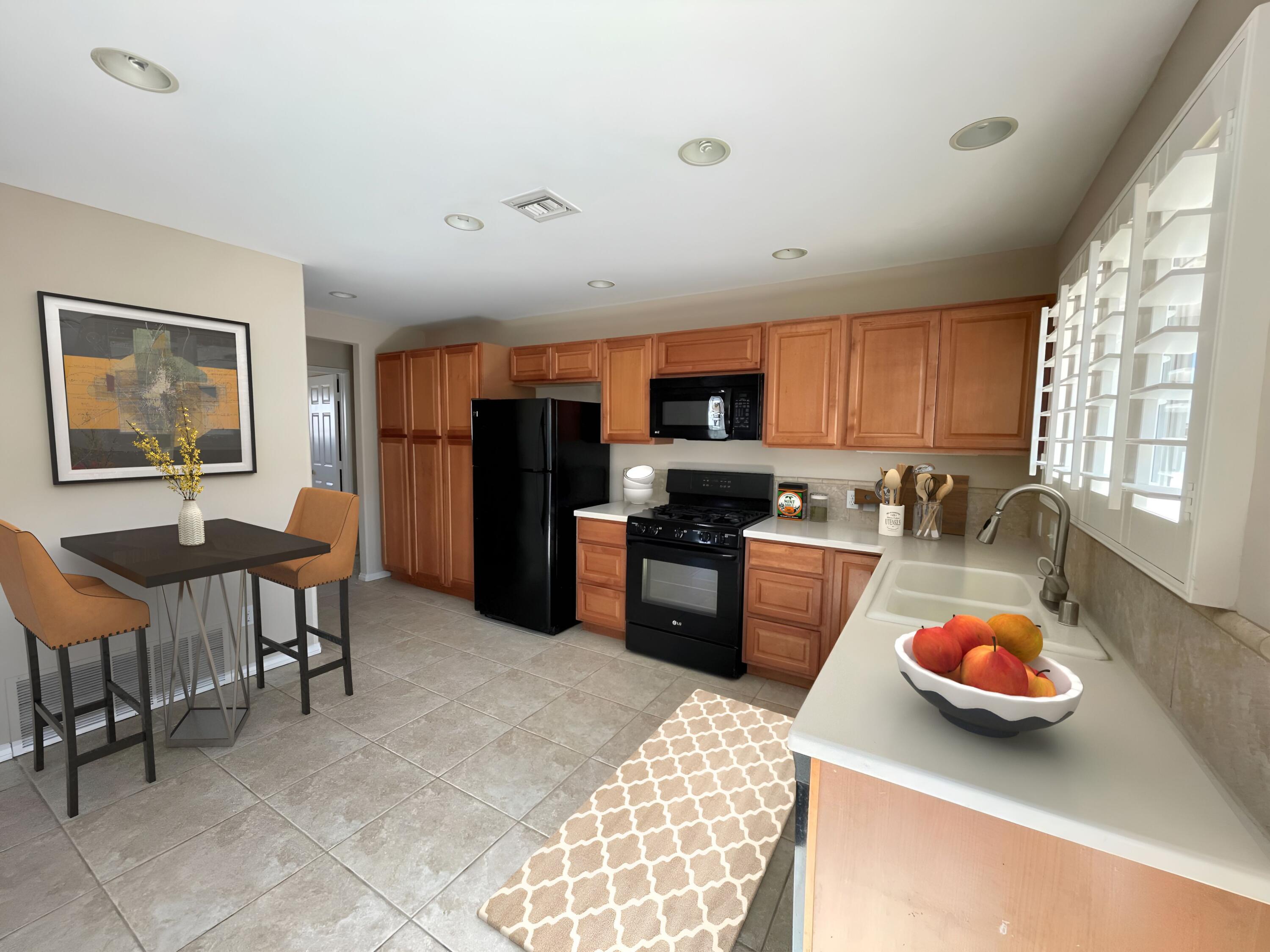 68351 Terrace Road Cathedral City, CA 92234 - Photo 2 of 27 Kitchen w Eat Area