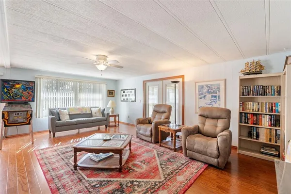 $123,500 | 221 Pinewood Drive, Eustis, FL 32726