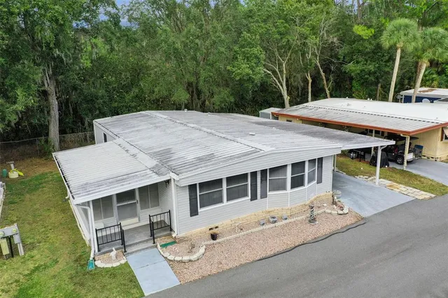 $128,500 | 221 Pinewood Drive, Eustis, FL 32726