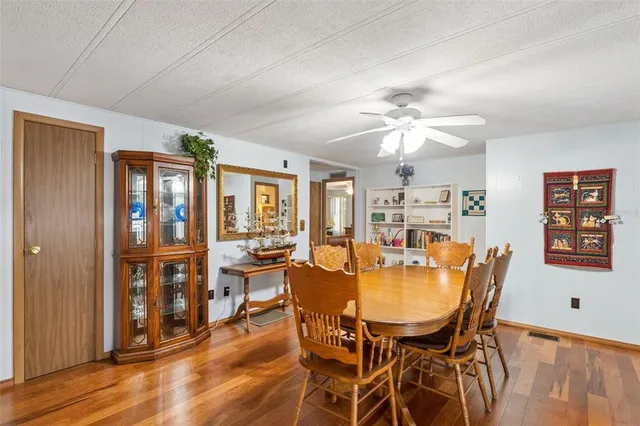 $128,500 | 221 Pinewood Drive, Eustis, FL 32726