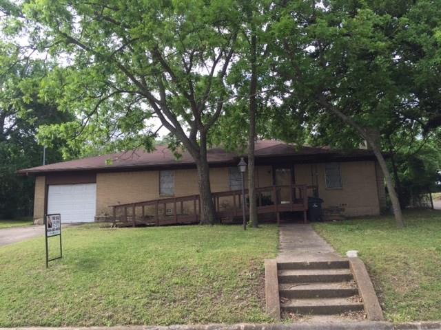 328 Mill Street Denton, TX 76205 - Photo 1 of 1 a backyard of a house with lots of green space