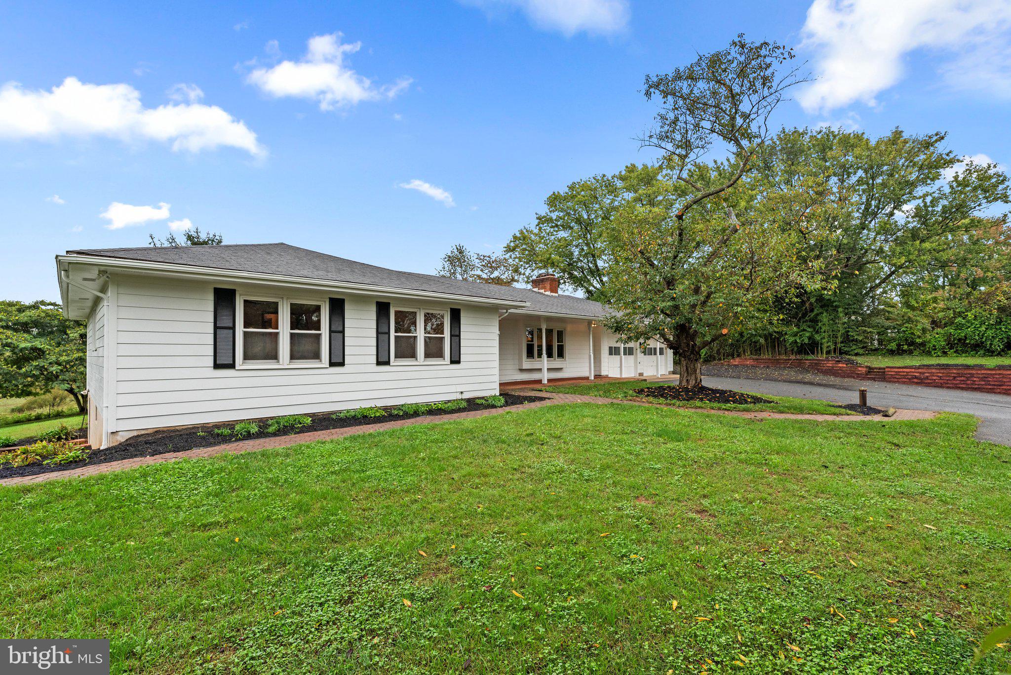 2938 Thurston Road Frederick, MD 21704 - Photo 2 of 44 Front Yard