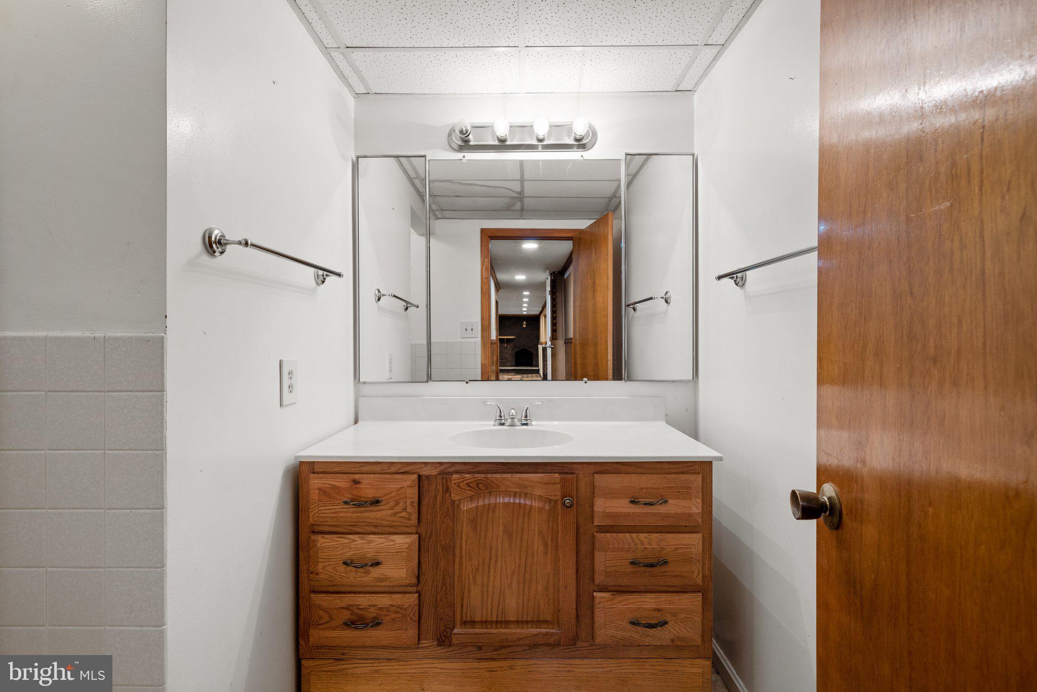 2938 Thurston Road Frederick, MD 21704 - Photo 29 of 44 Lower Level Full Bathroom
