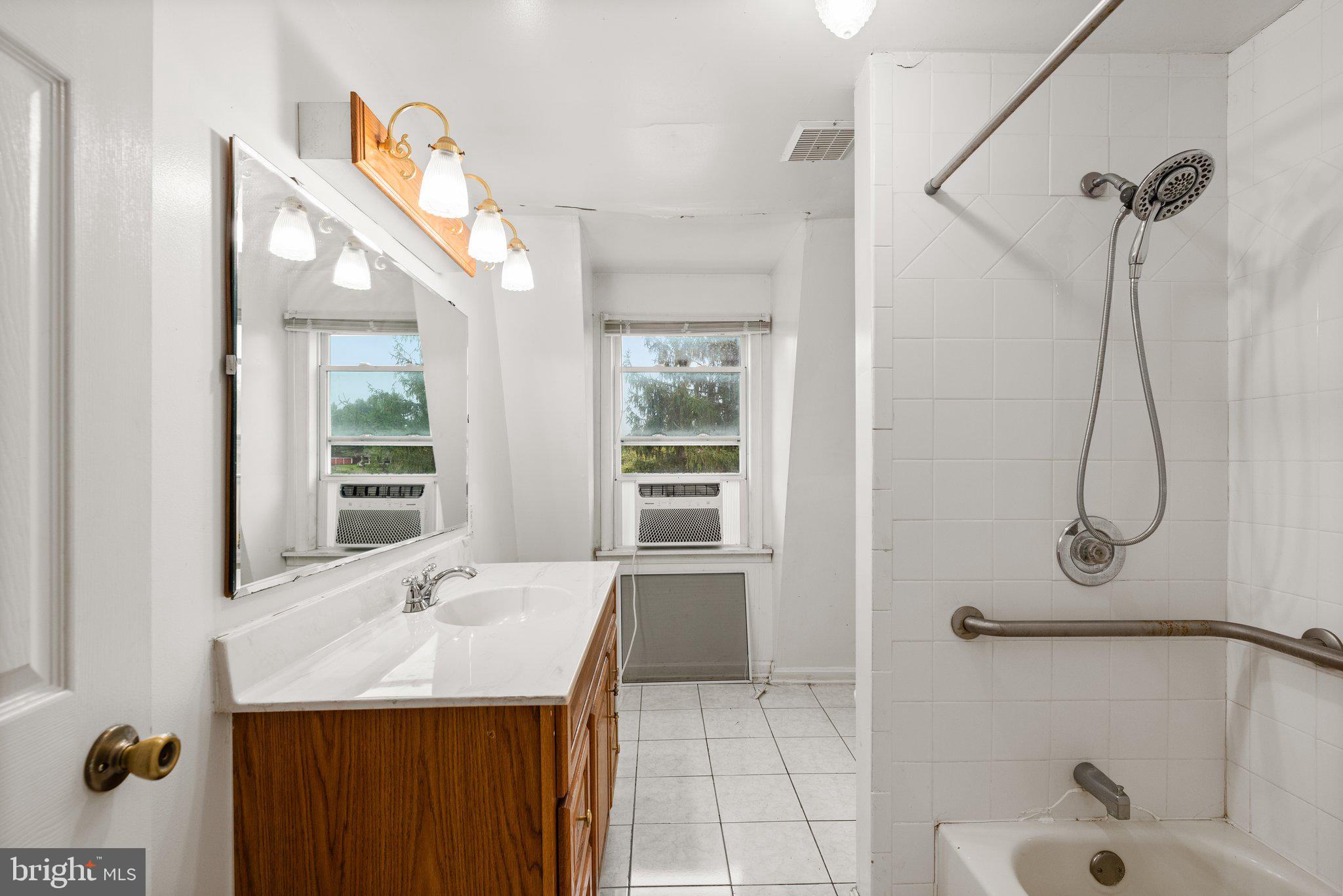 2938 Thurston Road Frederick, MD 21704 - Photo 38 of 44 Bathroom