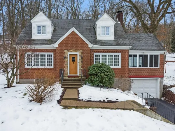 $299,000 | 30 Moore Avenue, Jeannette, PA 15644