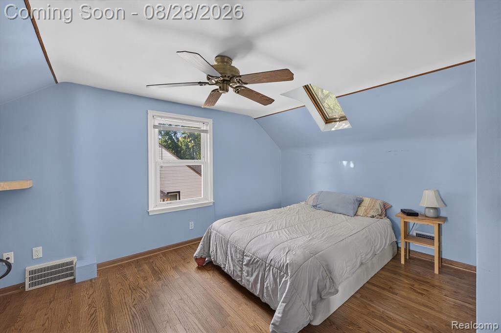 2252 Harvard Road Berkley, MI 48072 - Photo 10 of 32 Gallery Image 10