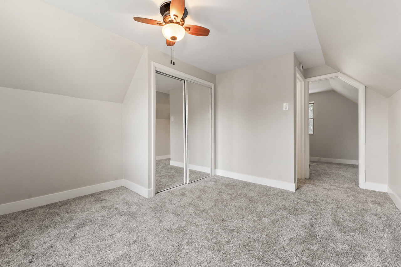 1702 West Algonquin Road Lake In The Hills, IL 60156 - Photo 13 of 29