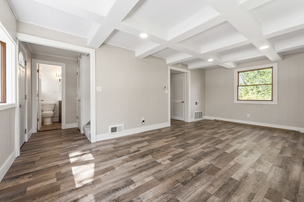 1702 West Algonquin Road Lake In The Hills, IL 60156 - Photo 3 of 29