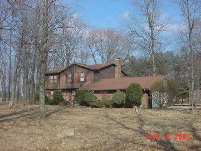 12611 Feighner Road Roanoke, IN 46783 - Photo 1 of 4