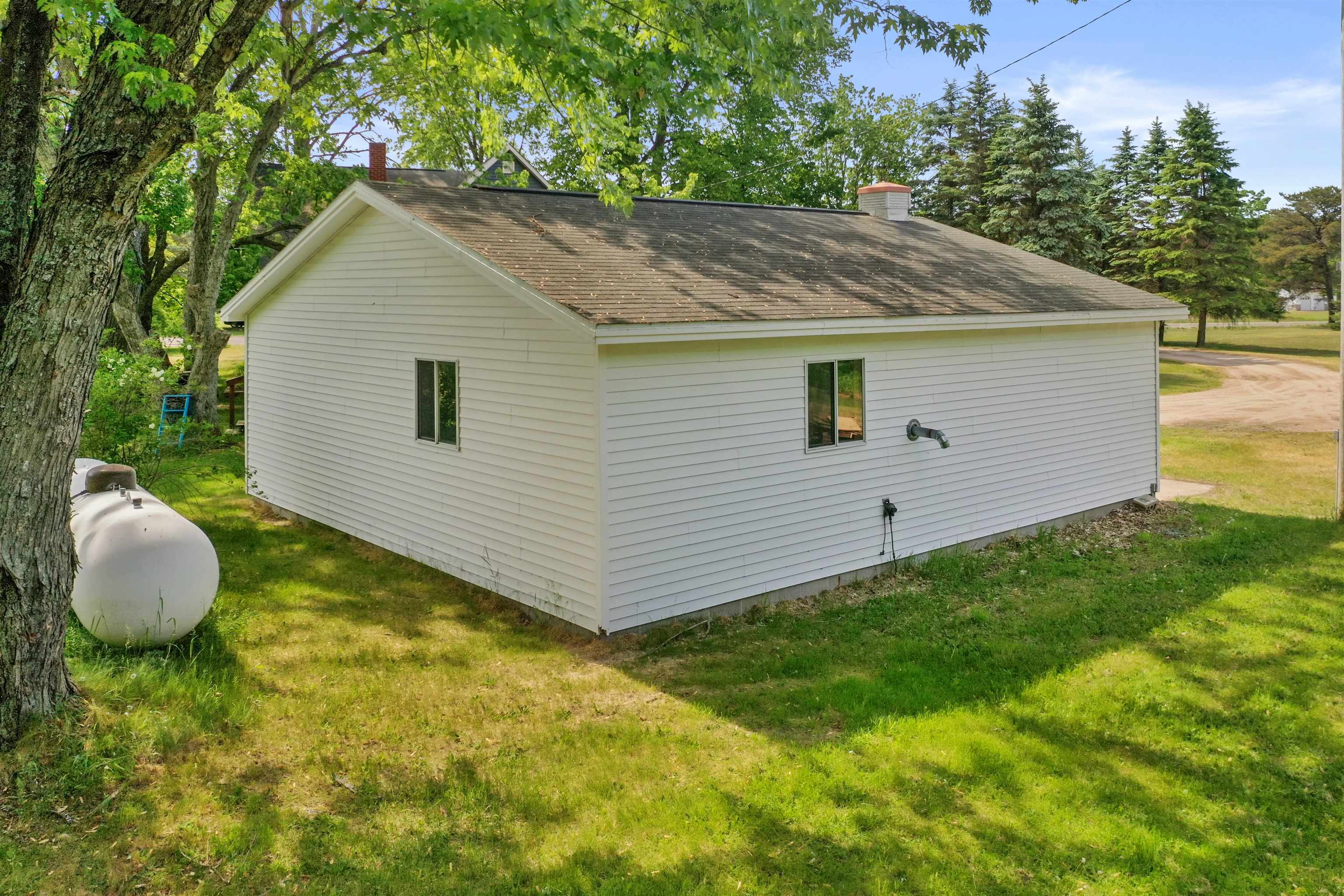 6012 North 43 Road Manton, MI 49663 - Photo 16 of 53