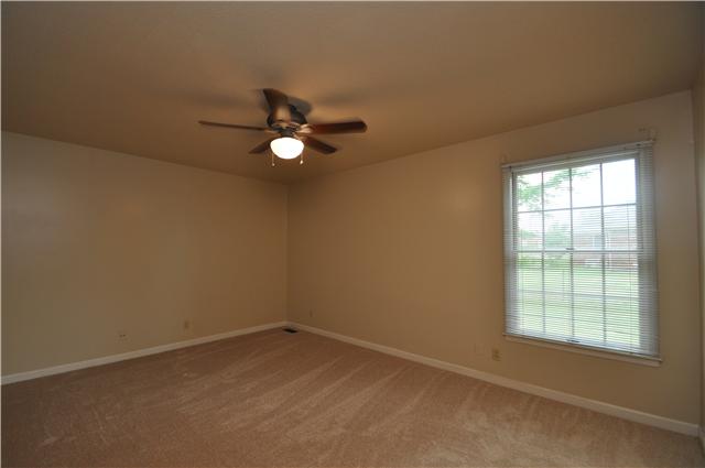 418 Breckinridge Road Clarksville, TN 37042 - Photo 12 of 15 Gallery Image 12