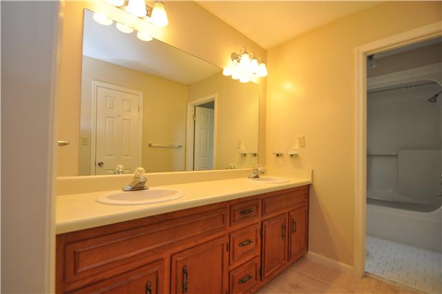 418 Breckinridge Road Clarksville, TN 37042 - Photo 14 of 15 Gallery Image 14