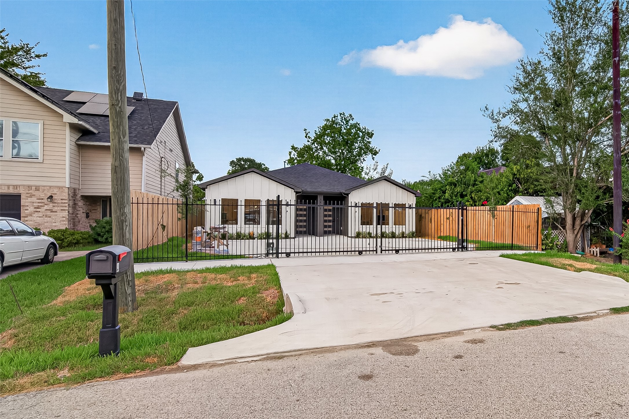 3815 Lydia Street Houston, TX 77021 - Photo 8 of 44 Gallery Image 8