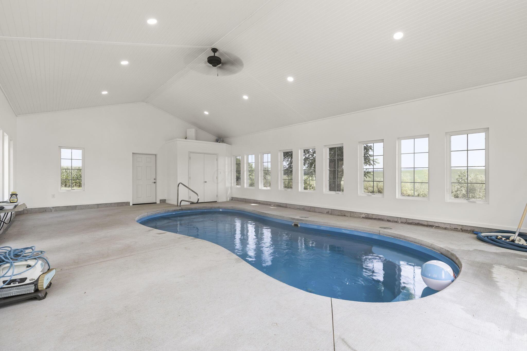29614 Tarlton Adelphi Road Kingston, OH 45644 - Photo 49 of 60 Pool House