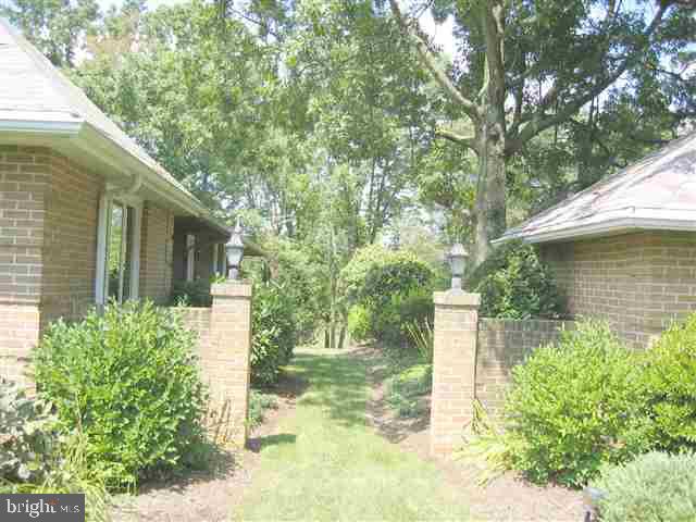 237 North Middlesex Road Carlisle, PA 17013 - Photo 11 of 22 Gallery Image 11