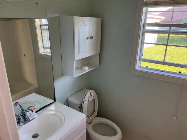 $165,000 | 1405 Northview Drive, Angleton, TX 77515