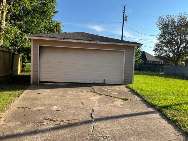 $165,000 | 1405 Northview Drive, Angleton, TX 77515