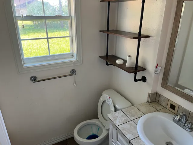 $165,000 | 1405 Northview Drive, Angleton, TX 77515