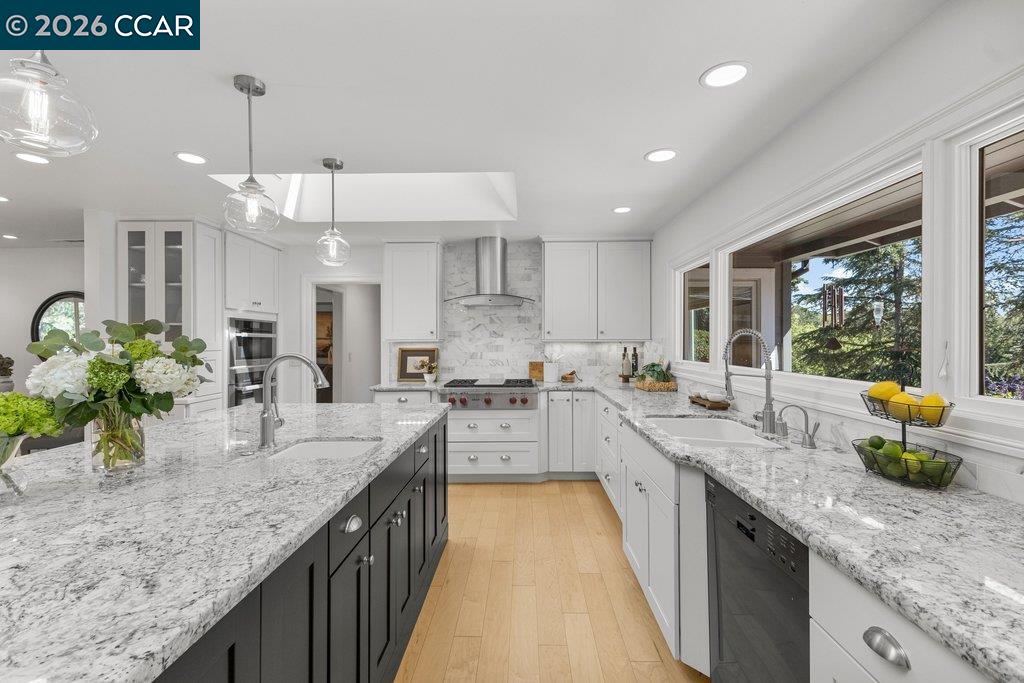 189 Oak Road Alamo, CA 94507 - Photo 13 of 86