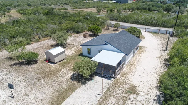 $279,000 | 121 Hillside View Drive, Sandia, TX 78383