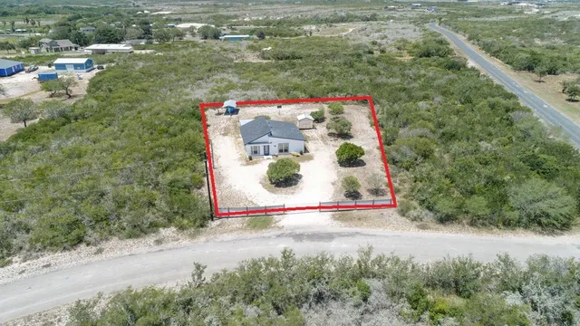 $279,000 | 121 Hillside View Drive, Sandia, TX 78383
