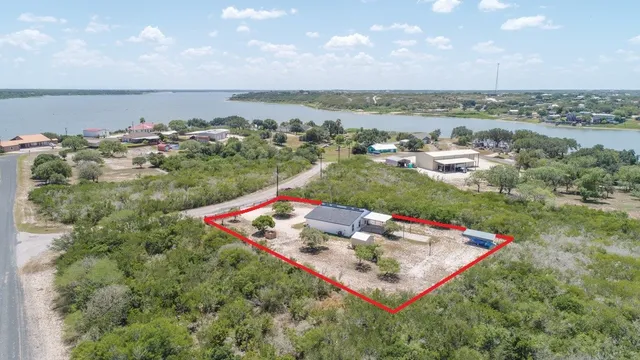 $279,000 | 121 Hillside View Drive, Sandia, TX 78383