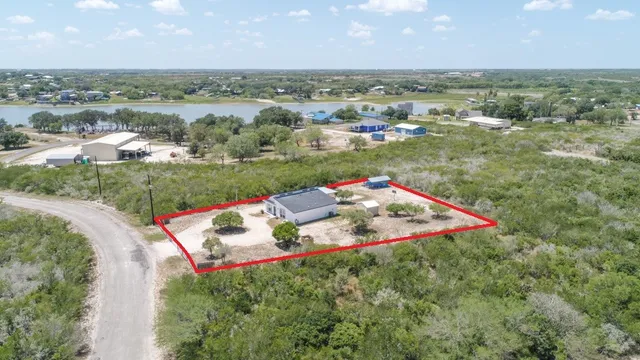 $279,000 | 121 Hillside View Drive, Sandia, TX 78383