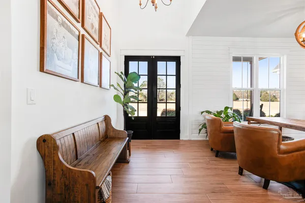 $1,090,000 | 4900 Highway 95A North, Molino, FL 32577