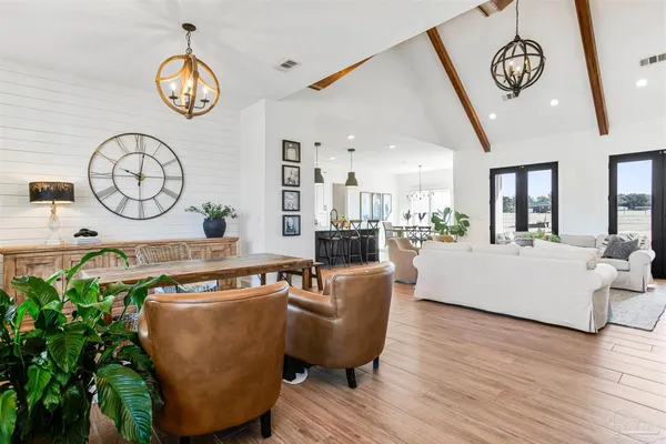 $1,090,000 | 4900 Highway 95A North, Molino, FL 32577