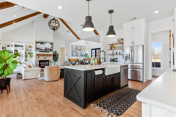 $1,090,000 | 4900 Highway 95A North, Molino, FL 32577