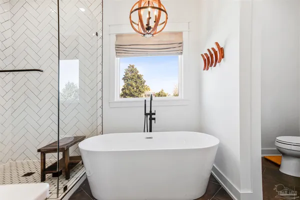 $1,090,000 | 4900 Highway 95A North, Molino, FL 32577