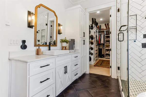 $1,090,000 | 4900 Highway 95A North, Molino, FL 32577