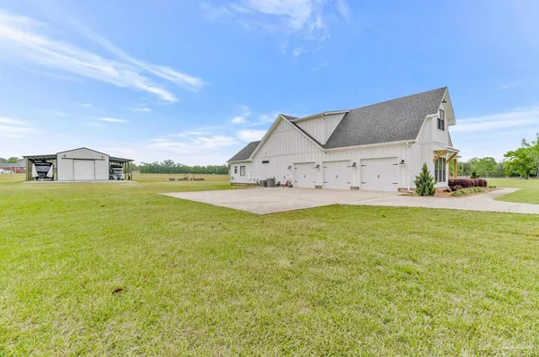 $1,090,000 | 4900 Highway 95A North, Molino, FL 32577