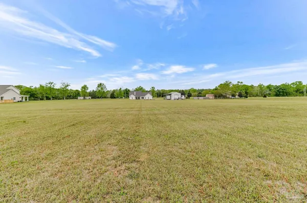 $1,090,000 | 4900 Highway 95A North, Molino, FL 32577