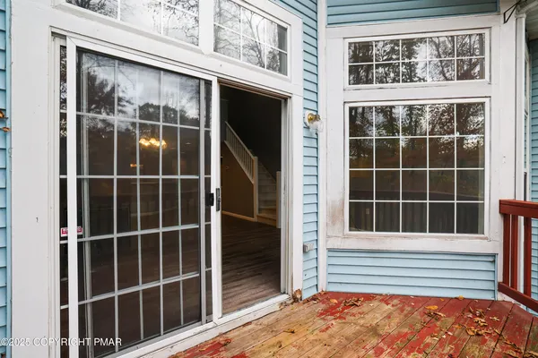 $2,100 | 305 Inverness Drive, East Stroudsburg, PA 18302