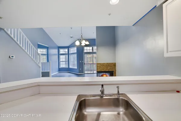 $2,100 | 305 Inverness Drive, East Stroudsburg, PA 18302