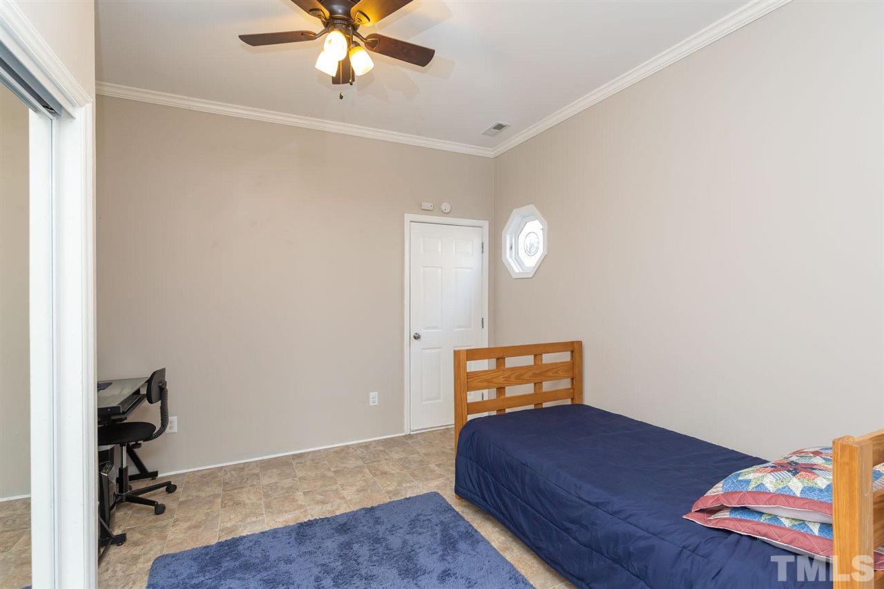 2145 Metacomet Way Raleigh, NC 27604 - Photo 14 of 17